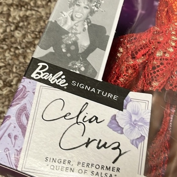 Barbie Inspiring Women Doll, Celia Cruz Queen of Salsa in Red Lace Dress - Picture 3 of 9